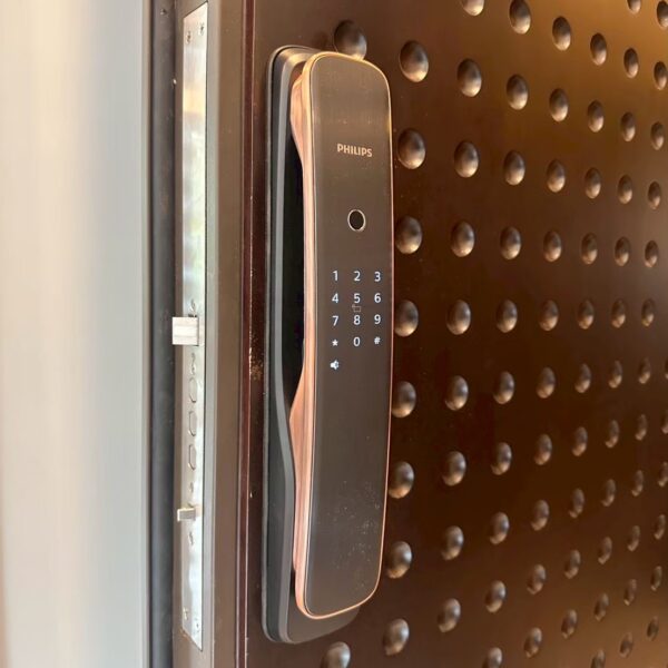 S__176103585_0 Philips DDL702E(台灣)